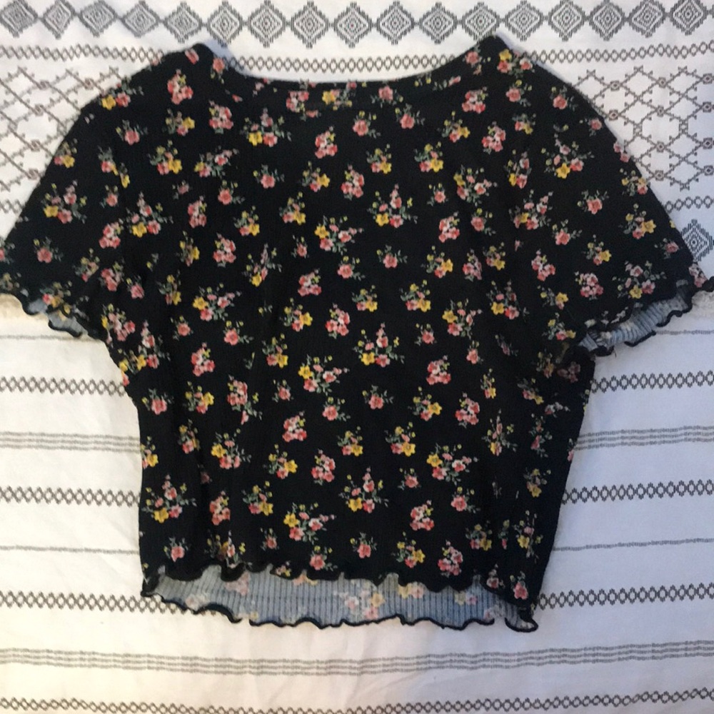 forever 21 black floral crop top